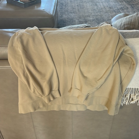Lululemon Perfectly Oversized Shirt women’s size 14 - Picture 3 of 3